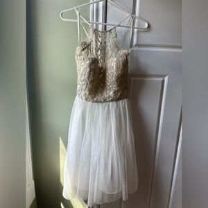 Sequin Hearts 💛 White and gold halter dress